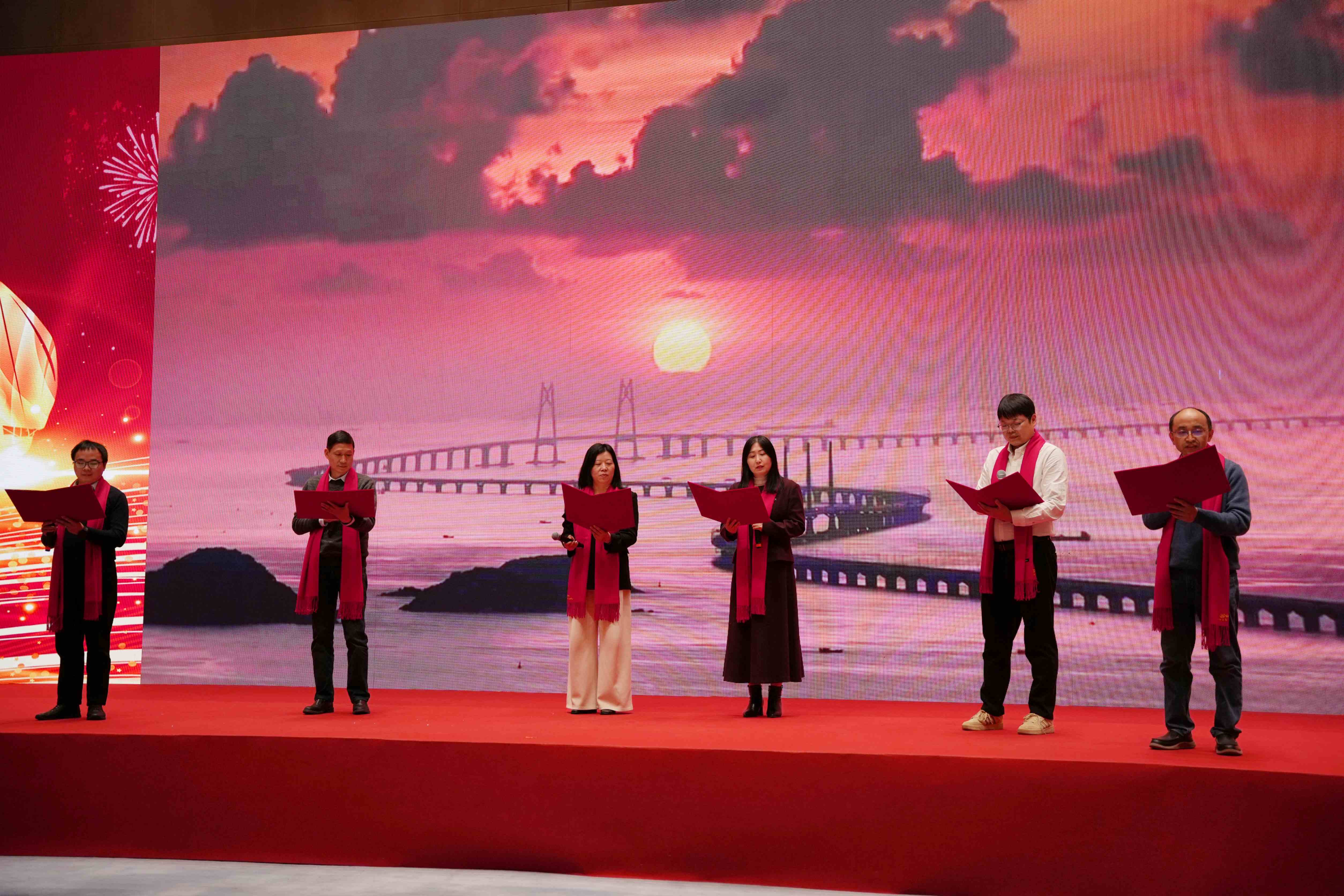 1737609908207189o9P2.jpg 1737609908207189o9P2.jpg